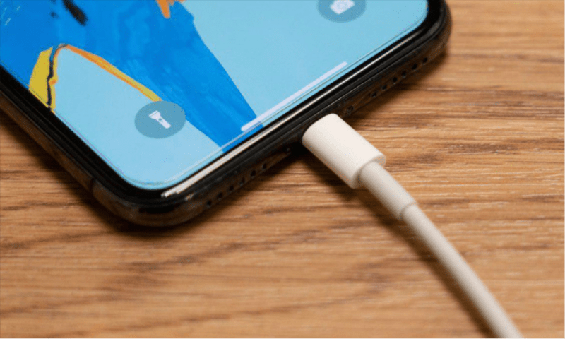 Когда нужно менять аккумулятор iPhone?
